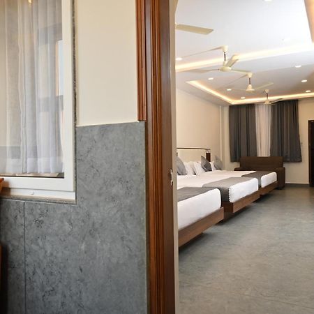 Hotel Shri Devi Comforts Inn Bhatkal Exterior foto