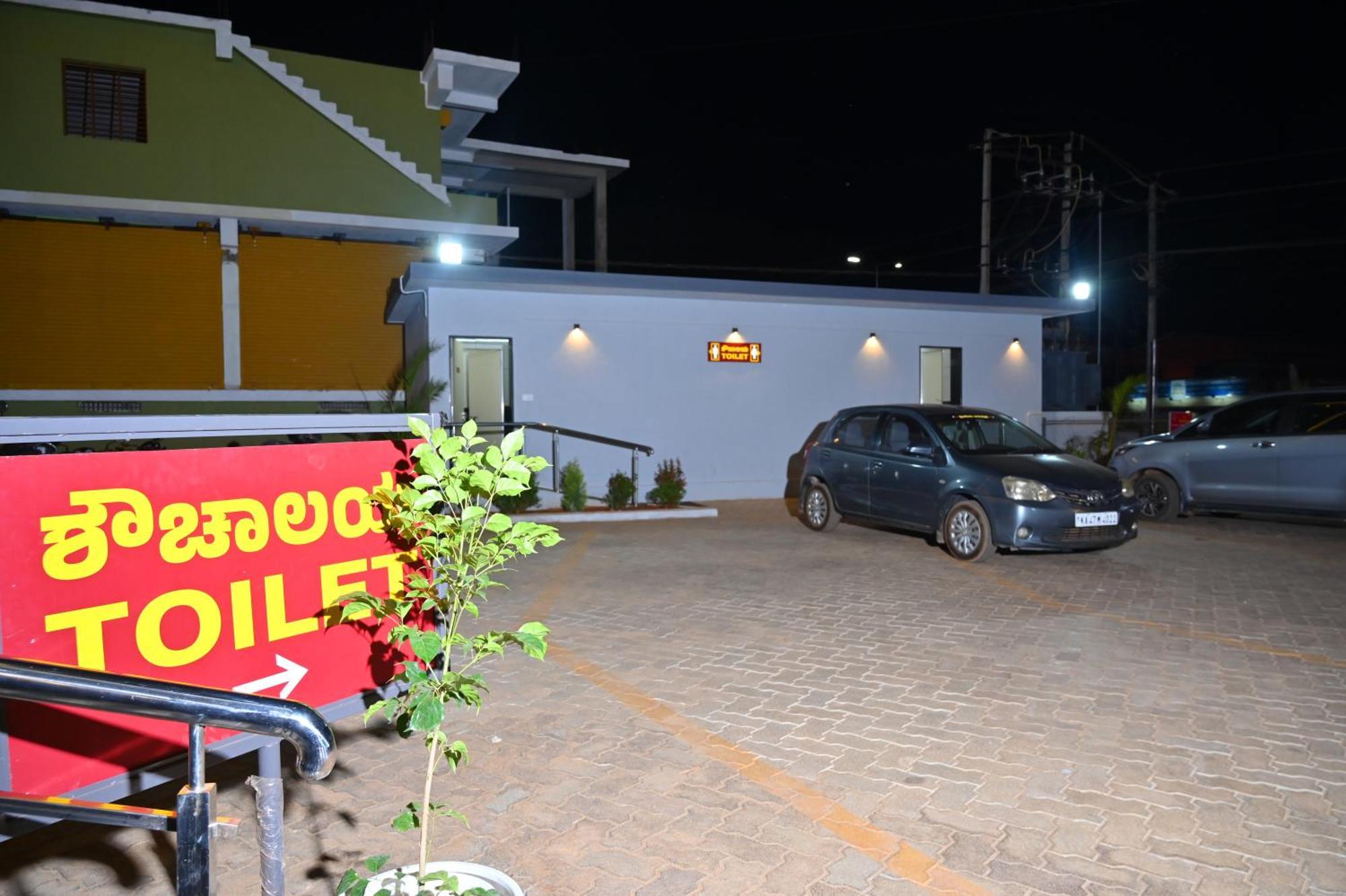 Hotel Shri Devi Comforts Inn Bhatkal Exterior foto