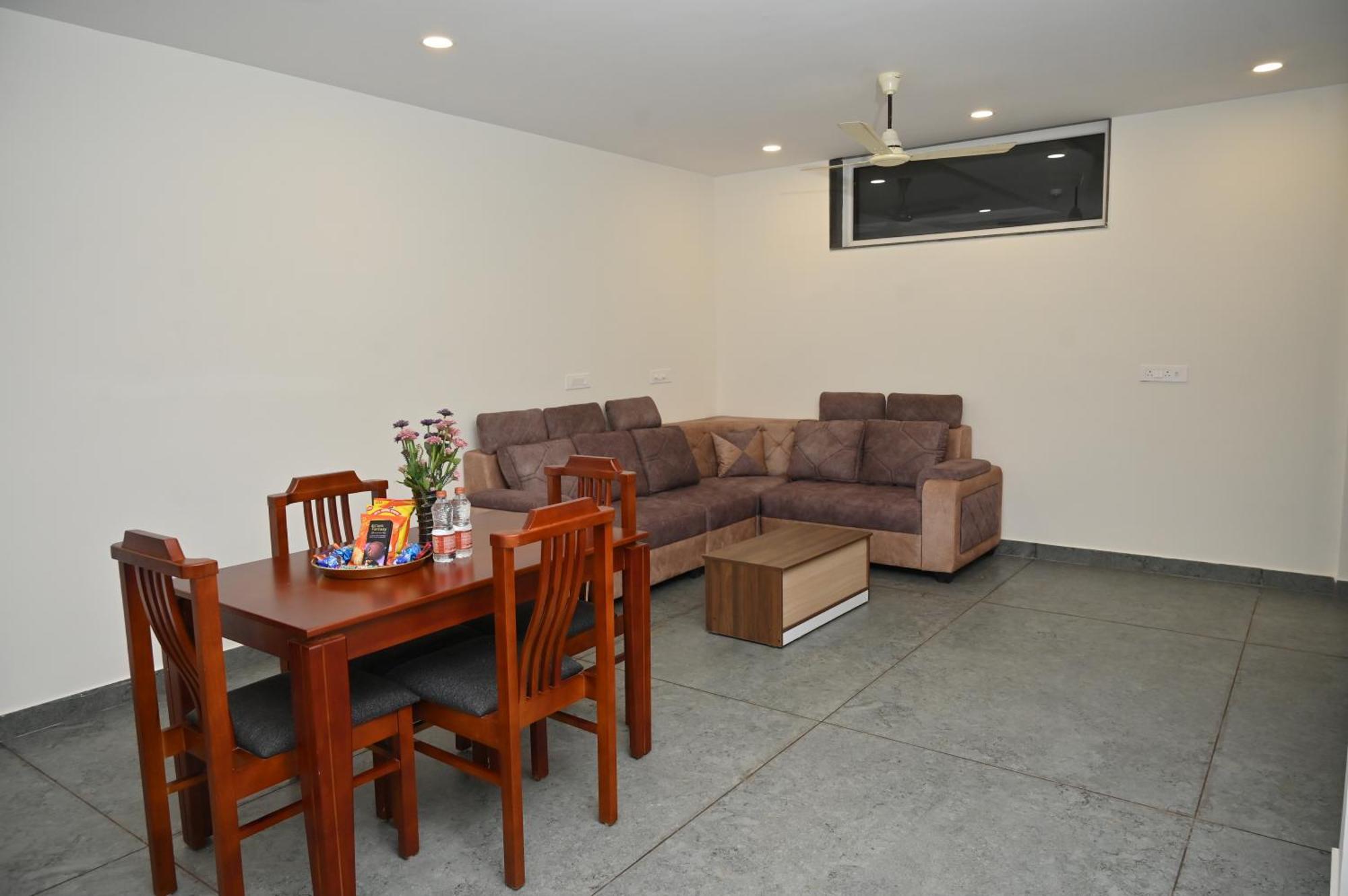 Hotel Shri Devi Comforts Inn Bhatkal Exterior foto